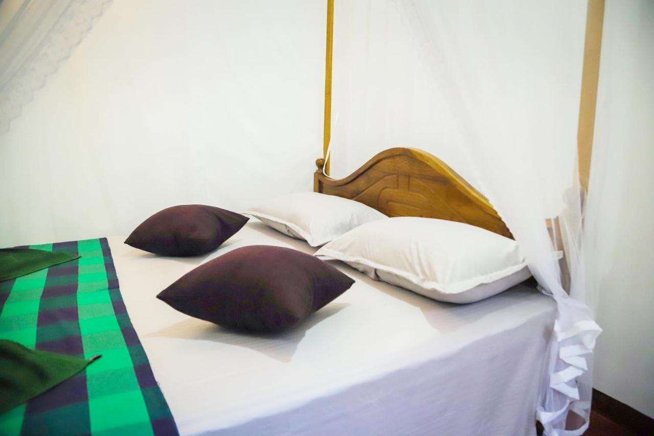 Bed and Breakfast Mango Shade Мирисса Экстерьер фото